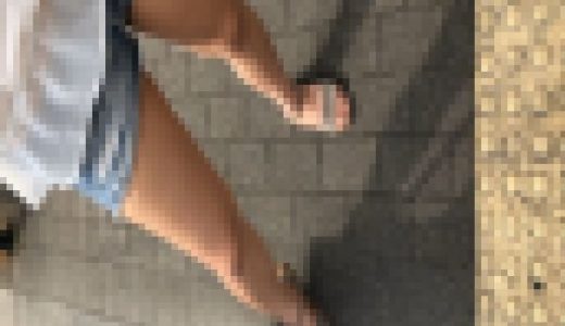 知人のギャルちゃんの生足が魅力的過ぎて隠し撮りしてしまった