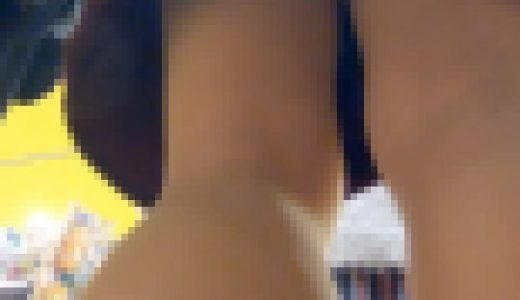 【スマホ推奨】可愛すぎるロリ系美少女のパンチラ