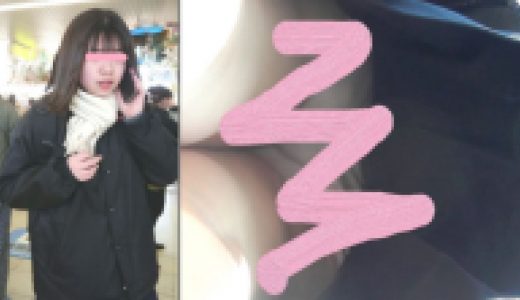 Part1　色白JKのスカートめくって逆さ撮り！