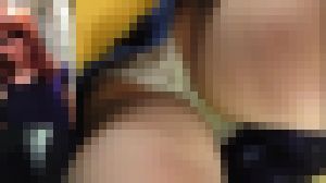 このお姉さんのパンツで抜きたい124