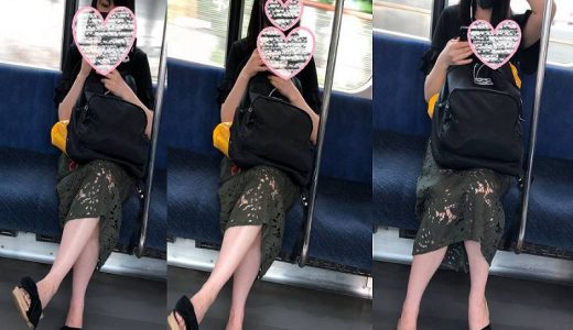 【電車対面】魅力的な生脚しているお姉さん