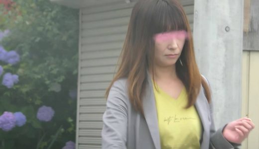 ☆ついに！！！元ギャルの素顔をゲット！！☆【机の下の真実】～生保レディー2人組～