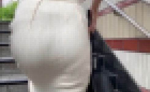 【2名・卑猥なセレブ奥様達】