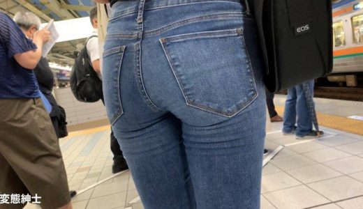 三○彩花似！黒髪モデル級美女の上向き美尻！