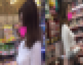 清楚系の服装の推定Ｅカップ以上の巨乳美女盗撮！下がＴバックでした！！！！