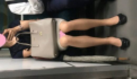 絶対変態ﾐﾆｽｶｱﾗﾌｫｰ女！！＾＾