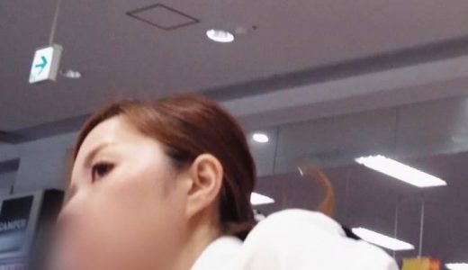 働くお姉さん3 コンタクトレンズ店員