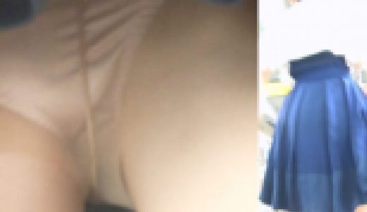 パンチラ盗撮 OLさん ピチピチすぎてシワがよるピンクパンツ