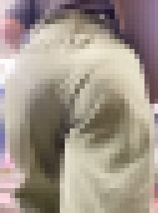 お姉さんの後ろ姿　１２６　OL　爆尻　階段上り　パンティライン　カーキ　パンツ