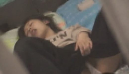 【民家】【窓】【覗き】【オナニー】リアル盗撮流出映像。素人女子の自宅顔　05