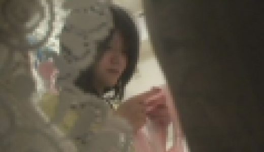 【民家】【窓】【覗き】【オナニー】リアル盗撮流出映像。素人女子の自宅顔　07