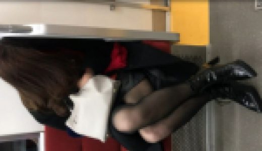 朝帰りの泥酔ｾｸｼｰ女を視姦＾＾