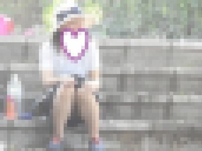 新作です！！（ＦＨＤ）大変です！！ワンちゃんに夢中になり、パンツが見えてますよ２２０