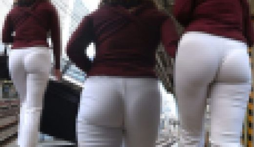 【超高画質】今や貴重…普通な感じな美人OLのムチ尻！食い込むピタパンから透けるＴ尻がエロい♪