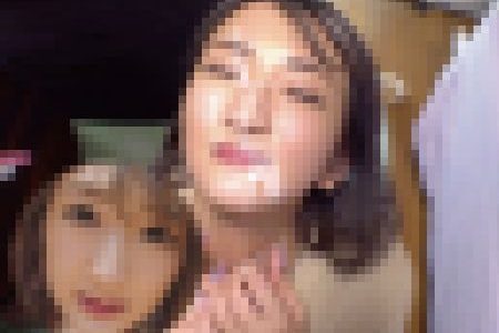 渋●マ●キューのヤリマンギャルの顔に溜まりに溜まった濃厚精子をぶっかけたww