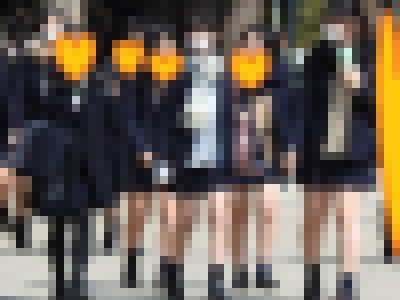 制服姿の女のコを撮影しました！！７６