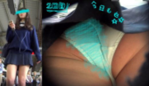 パンチラ小人目線☆☆（pa-to432)［白靴下編]