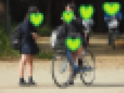 制服姿の女のコを撮影しました！！１１２