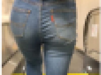 【デカ尻OL】ヒップサイズ90以上！デカ尻OLの淫乱すぎる変態エロ尻！肉尻がチンポを揺るがす【533】