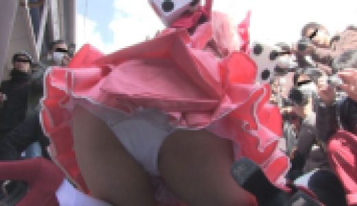 超高画質FHD動画 生下着撮られまくり！ピラニアカメコに囲まれて身動きできないミニスカ生パンツレイヤーNO-1