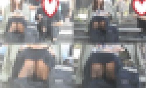 お座りお姉さん発見！！（ＦＨＤ）大変です！！パンツが見えてますよ１６９