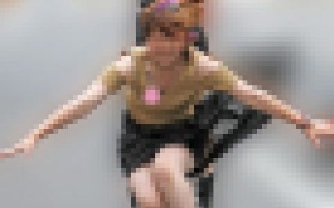 【オリジナル撮影185枚】ノーブラで胸元緩すぎておっぱいが、、、 JK風 踊ってみた写真集