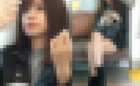 短すぎるスカートを履いて脚を組むモデル級の長身美女（後編）