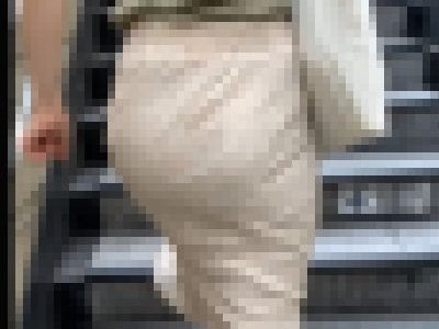 【エロOLのぷに尻】ぷにぷにのエロ尻にレーススカートが良い感じにシルエットを見せつける。バックからガンガン突かれる【605】