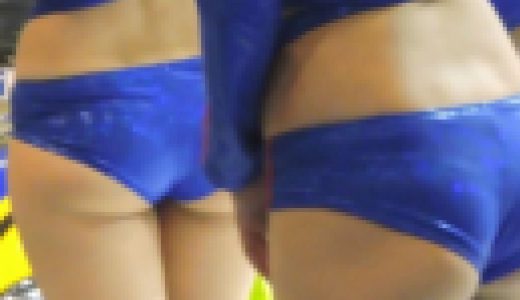 3人組トークショー中ハミ尻にフル勃起！2017オートサロン【動画】イベント編 3642と3680セット販売