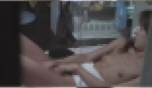 スレンダー美人のお姉さ自分の部屋でやってるオナニー盗撮　３本セット