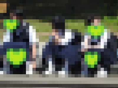 制服姿の女のコを撮影しました！！３３