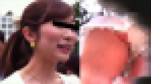 【顔出し】都会の美女のパンティ85