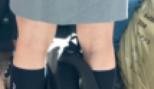素人 023 制服女子高生タイトスカートタイプ視姦