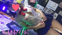 地下アイドル闇イベント 痴漢とパンチラ大サービス 精子ぶっかけNIGHT