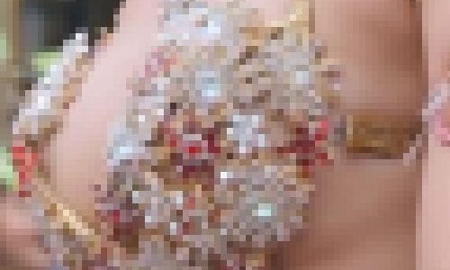 サンバで猛烈に腰振り乳輪はみ出し