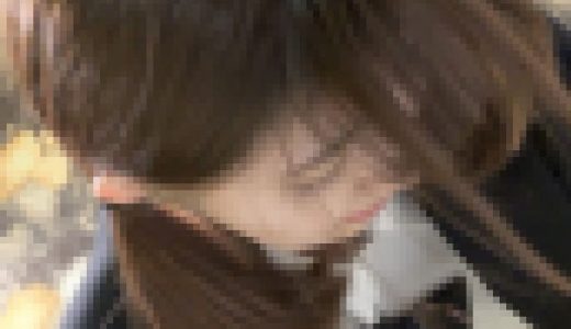 色白美肌かなみちゃんの毛がしっかりあるアソコに出し入れ！【4K】