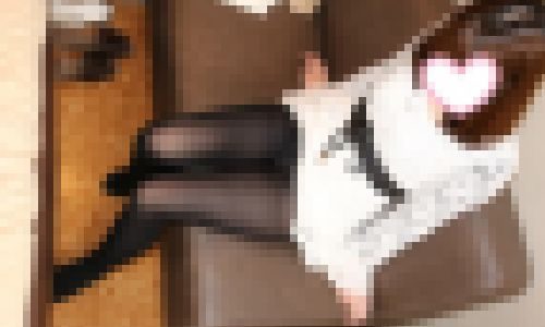 高校卒業したばかりの訳あり美少女②（黒タイツ）１００枚