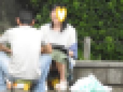 お座りお姉さん発見！！（ＦＨＤ）大変です！！パンツが見えてますよ１１８