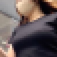 【プレミアムクラス】元気に巨乳が揺れる！着衣巨乳ヤング様に超接近！