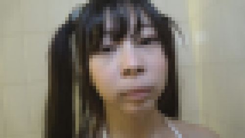 水色ボーダーの水着を着せてお風呂でハメハメ中出ししてみた件