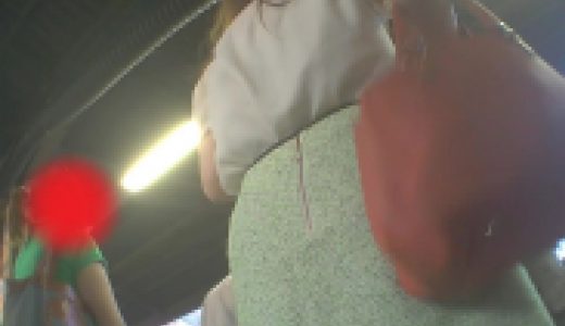 OLさん１名追跡・接近撮り?