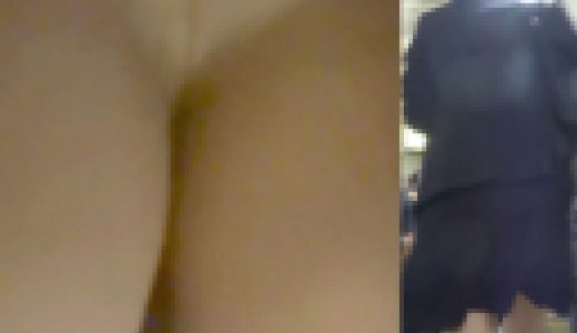 パンチラ盗撮 OLさん 白パンツがベージュのパンストの中に