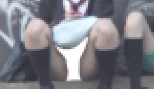 J○ 大股開き 股間 接写撮影