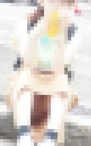 美人なお姉さんの座りパンチラ