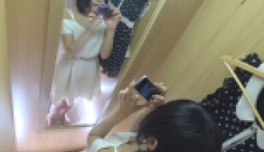 試着室生着替え盗撮12　清楚系黒髪美少女の試着室盗撮