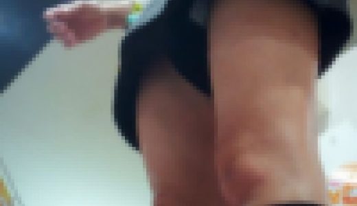 購入者様100件到達記念！♯3 ギャル店員、♯5 ギャル店員のセット→7月11日まで