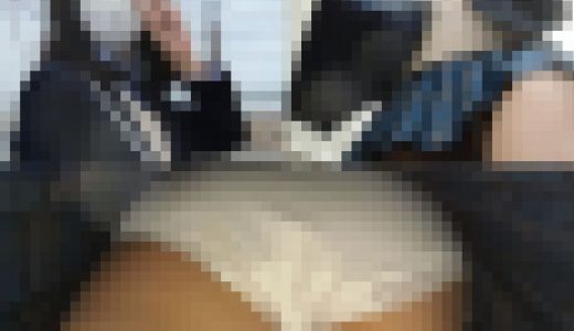 【フルHD】女優の卵のロケハン中にこっそり純白パンツ