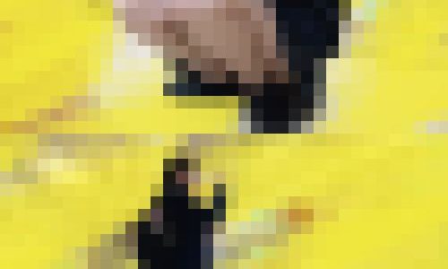 【粘着痴漢】パイパン巨乳J○が電車内で大量潮吹き！連れ込んだトイレで必死に抵抗するも問答無用の生ハメ＆ガッツリ種付！