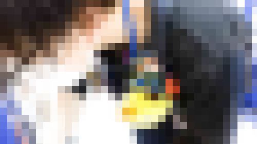 #301　アニメショップ店員さんのお仕事中のちっぱいに密着