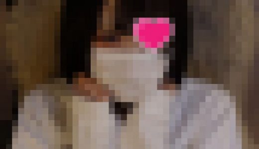 あのちゃん風メイクのSS級地雷量産型女子がやる気0でおじさんの肉棒を手コキ×SS級地雷量産型女子が浴室で嫌々フェラ・手コキ